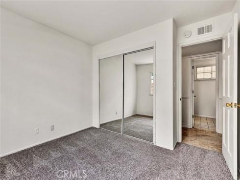 18922 Gregory Lane, Huntington Beach, CA