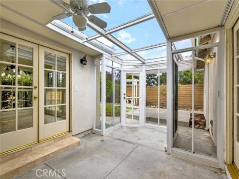 18922 Gregory Lane, Huntington Beach, CA