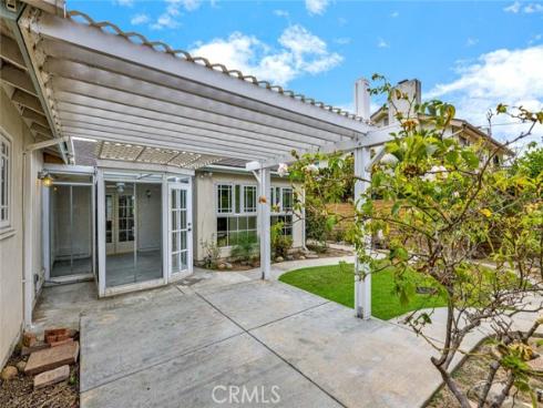 18922 Gregory Lane, Huntington Beach, CA