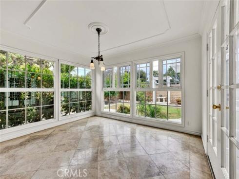 18922 Gregory Lane, Huntington Beach, CA