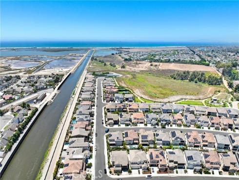 17382 Burrows , Huntington Beach, CA