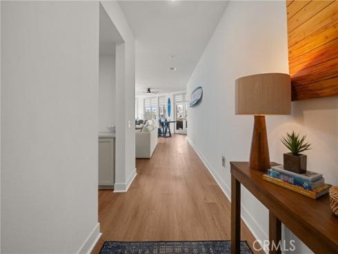 414 Main 200 Street, Huntington Beach, CA