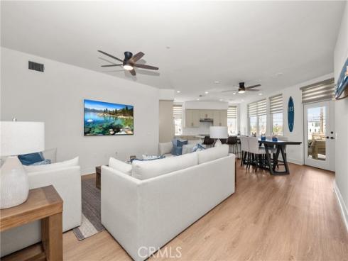 414 Main 200 Street, Huntington Beach, CA