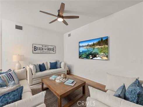 414 Main 200 Street, Huntington Beach, CA