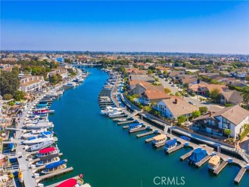3365 Tempe Drive, Huntington Beach, CA