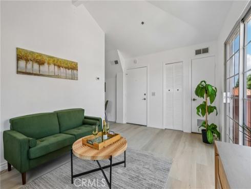 409 Utica A11 , Huntington Beach, CA