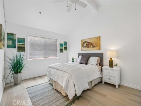 409 Utica A11 , Huntington Beach, CA