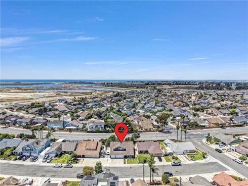 17661  Falkirk  , Huntington Beach, CA