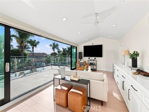 16572 Carousel , Huntington Beach, CA