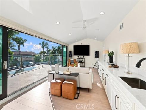 16572 Carousel , Huntington Beach, CA