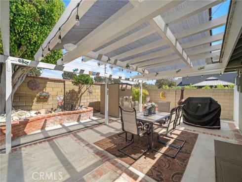 20712 Spindrift Lane, Huntington Beach, CA