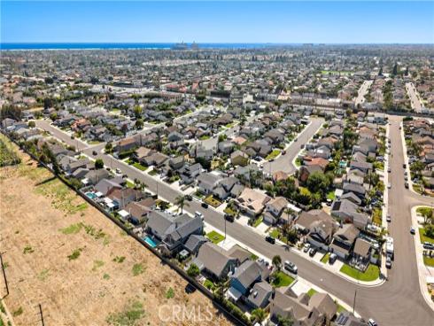 20712 Spindrift Lane, Huntington Beach, CA