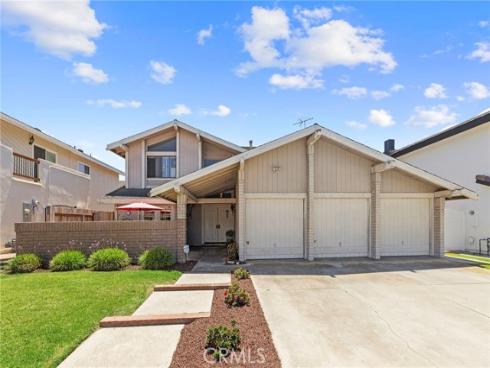 8472 Deepview Drive