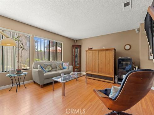 8472 Deepview Drive, Huntington Beach, CA