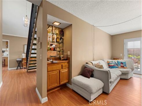 8472 Deepview Drive, Huntington Beach, CA