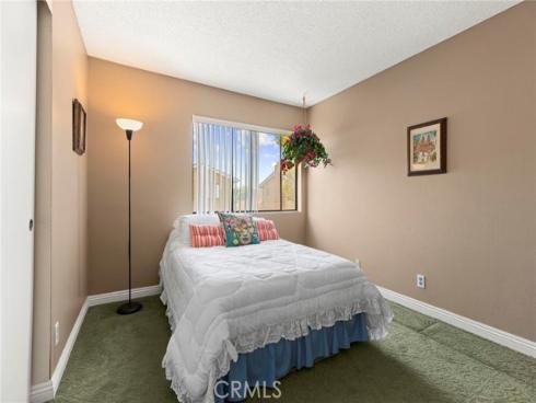 8472 Deepview Drive, Huntington Beach, CA