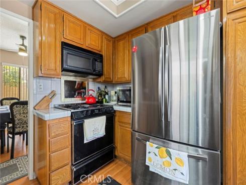 8472 Deepview Drive, Huntington Beach, CA