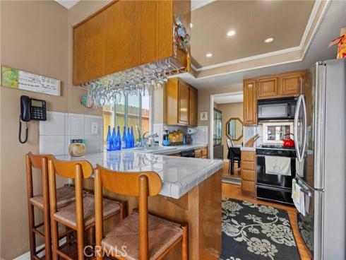 8472 Deepview Drive, Huntington Beach, CA