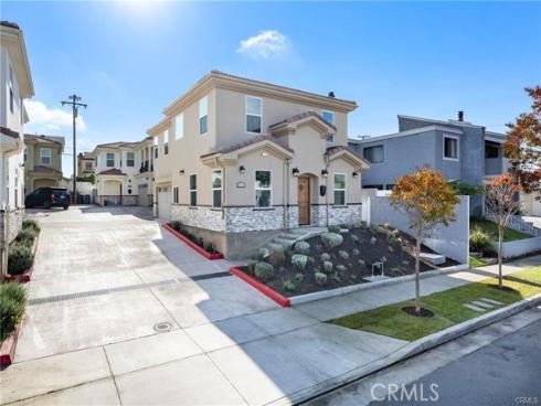 7776 Liberty , Huntington Beach, CA