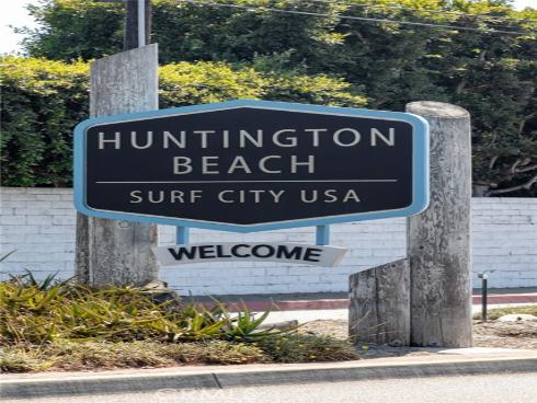 8232 Indianapolis , Huntington Beach, CA