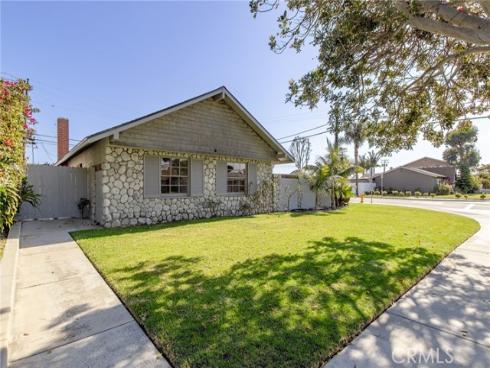 8232 Indianapolis , Huntington Beach, CA