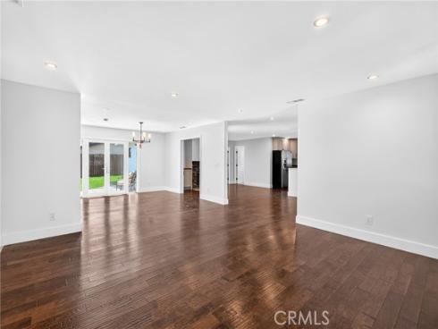 19352 Brookhurst , Huntington Beach, CA
