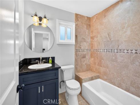 19352 Brookhurst , Huntington Beach, CA