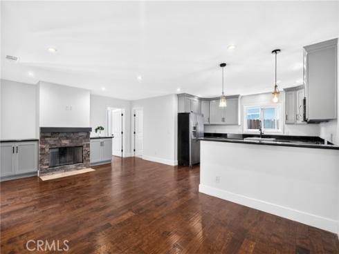 19352 Brookhurst , Huntington Beach, CA