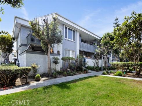 16962 Pacific Coast 201 Highway, Huntington Beach, CA