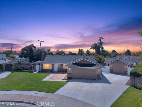 6832 Alexandria , Huntington Beach, CA