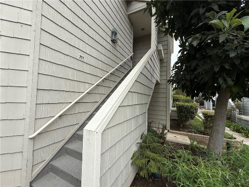 7532  Seaspring  201 , Huntington Beach, CA