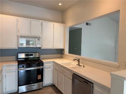7532  Seaspring  201 , Huntington Beach, CA