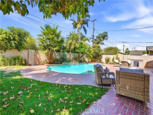 6901  Brunswick  , Huntington Beach, CA