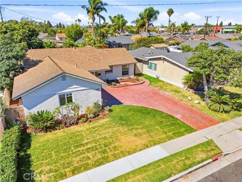 6901  Brunswick  , Huntington Beach, CA