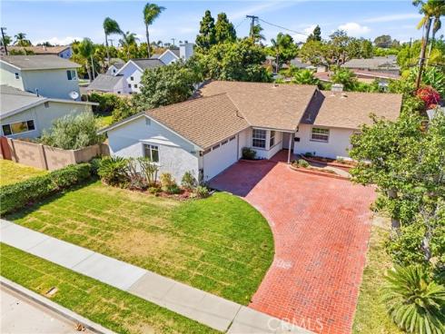 6901  Brunswick  , Huntington Beach, CA