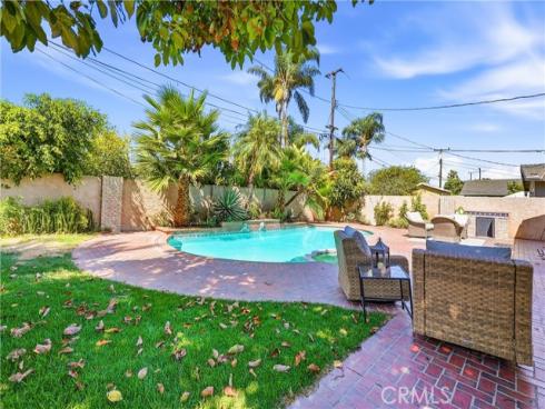 6901  Brunswick  , Huntington Beach, CA