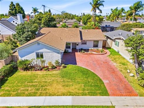 6901  Brunswick  , Huntington Beach, CA