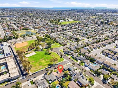 6901  Brunswick  , Huntington Beach, CA
