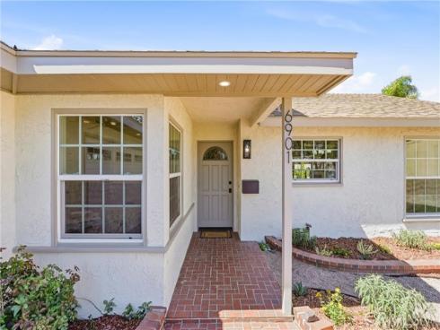 6901  Brunswick  , Huntington Beach, CA