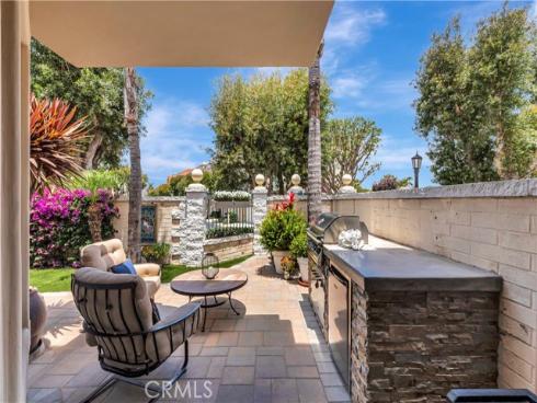 6111 Greenbrier Drive, Huntington Beach, CA