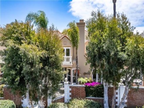 6111 Greenbrier Drive, Huntington Beach, CA