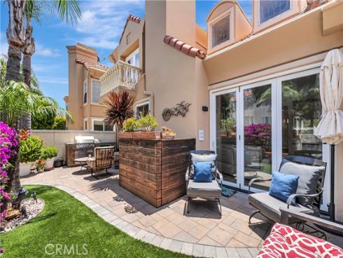 6111 Greenbrier Drive, Huntington Beach, CA
