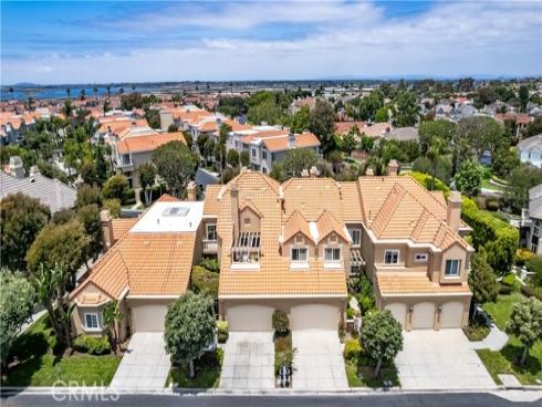 6111 Greenbrier Drive, Huntington Beach, CA