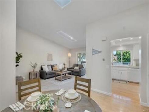 8877 Lauderdale 213F Court, Huntington Beach, CA