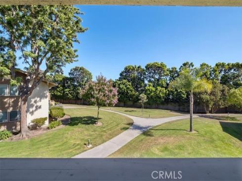 8877 Lauderdale 213F Court, Huntington Beach, CA