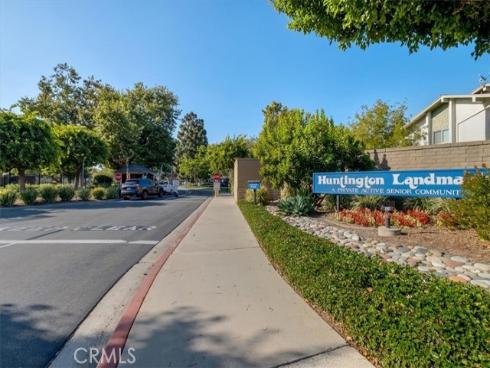 8877 Lauderdale 213F Court, Huntington Beach, CA