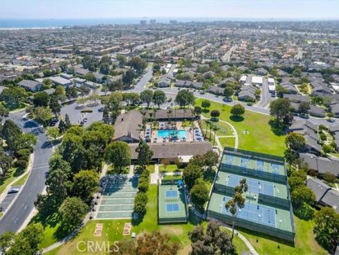 8877 Lauderdale 213F Court, Huntington Beach, CA