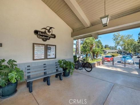 8877 Lauderdale 213F Court, Huntington Beach, CA