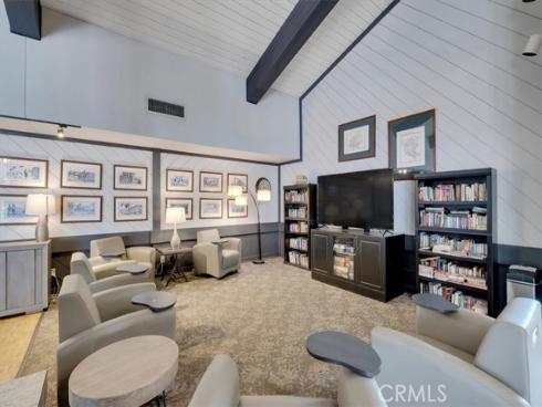 8877 Lauderdale 213F Court, Huntington Beach, CA