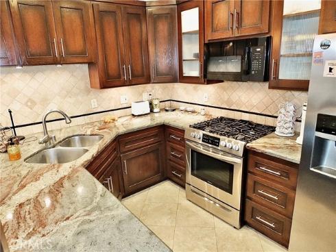 16912  Sims  103 , Huntington Beach, CA
